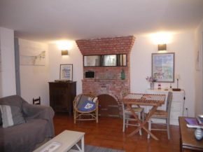 A la Petite Maison
